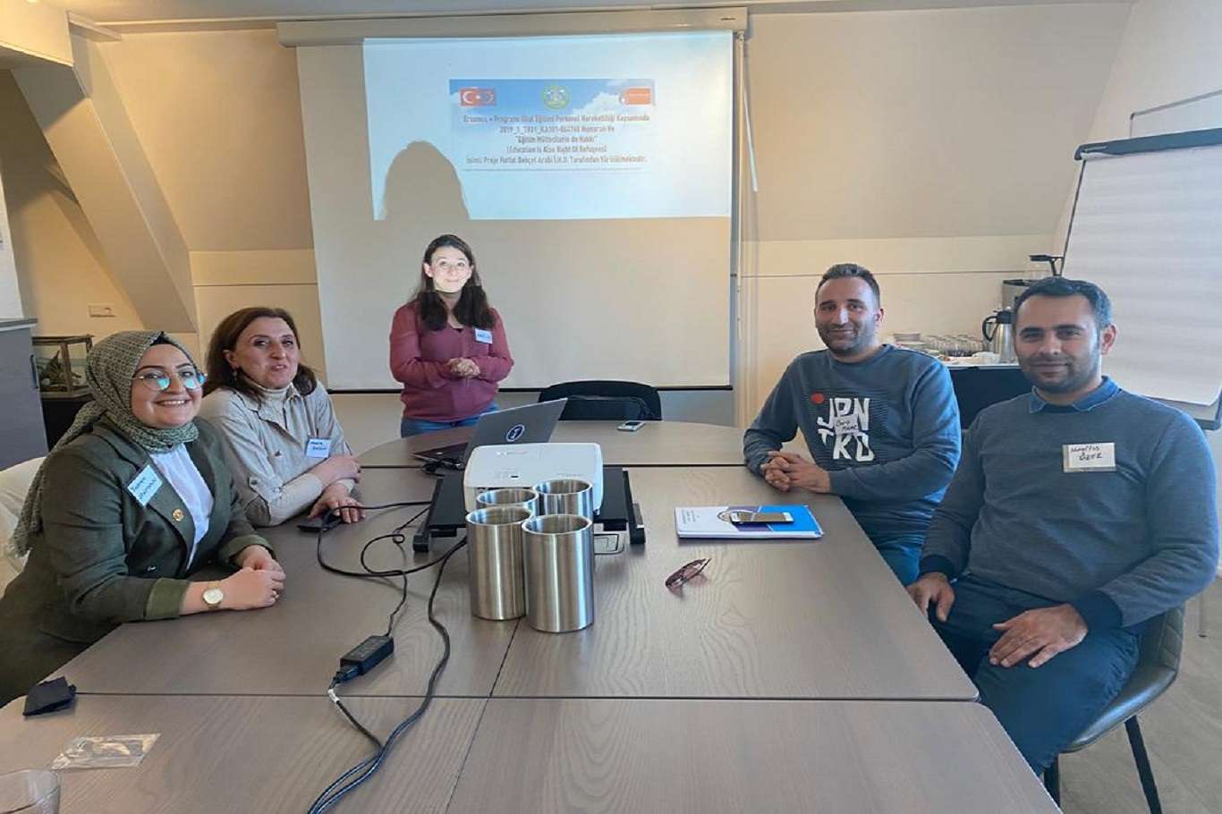 Suriyeli öğrenciler idealist okulun sorumlu projesiyle başarıya ulaştı Suriyeli öğrenciler idealist okulun sorumlu projesiyle başarıya ulaştı
